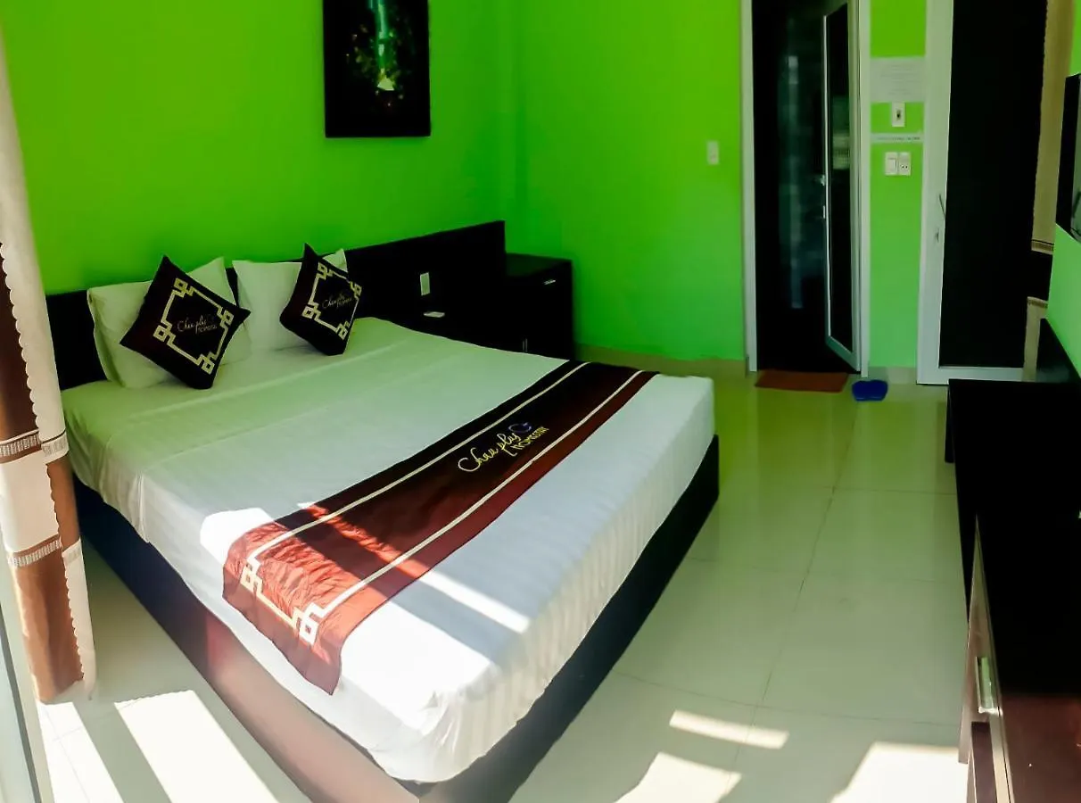 Chau Plus Homestay Hoi An